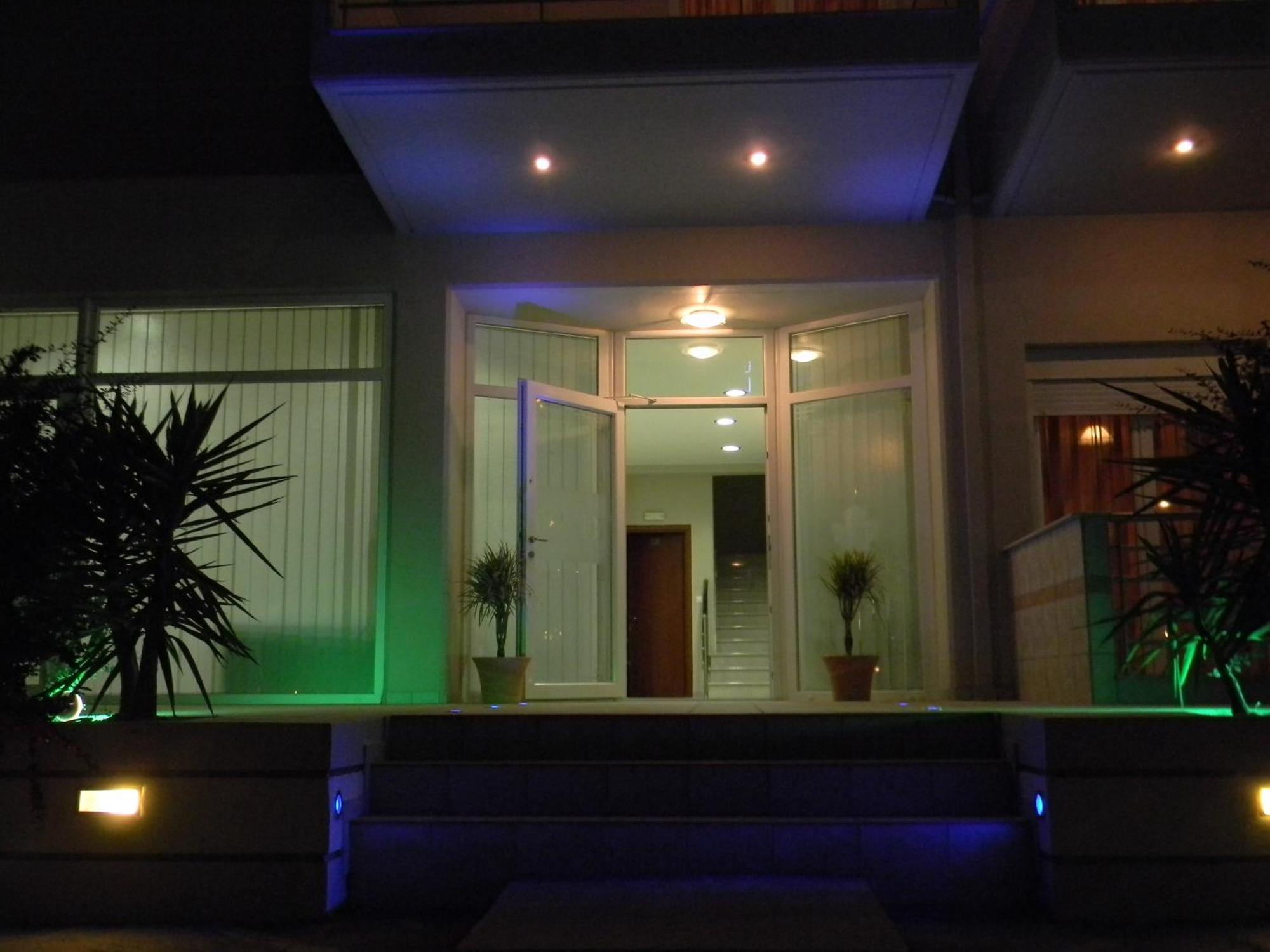 Paralía Hotel Toronto מראה חיצוני תמונה