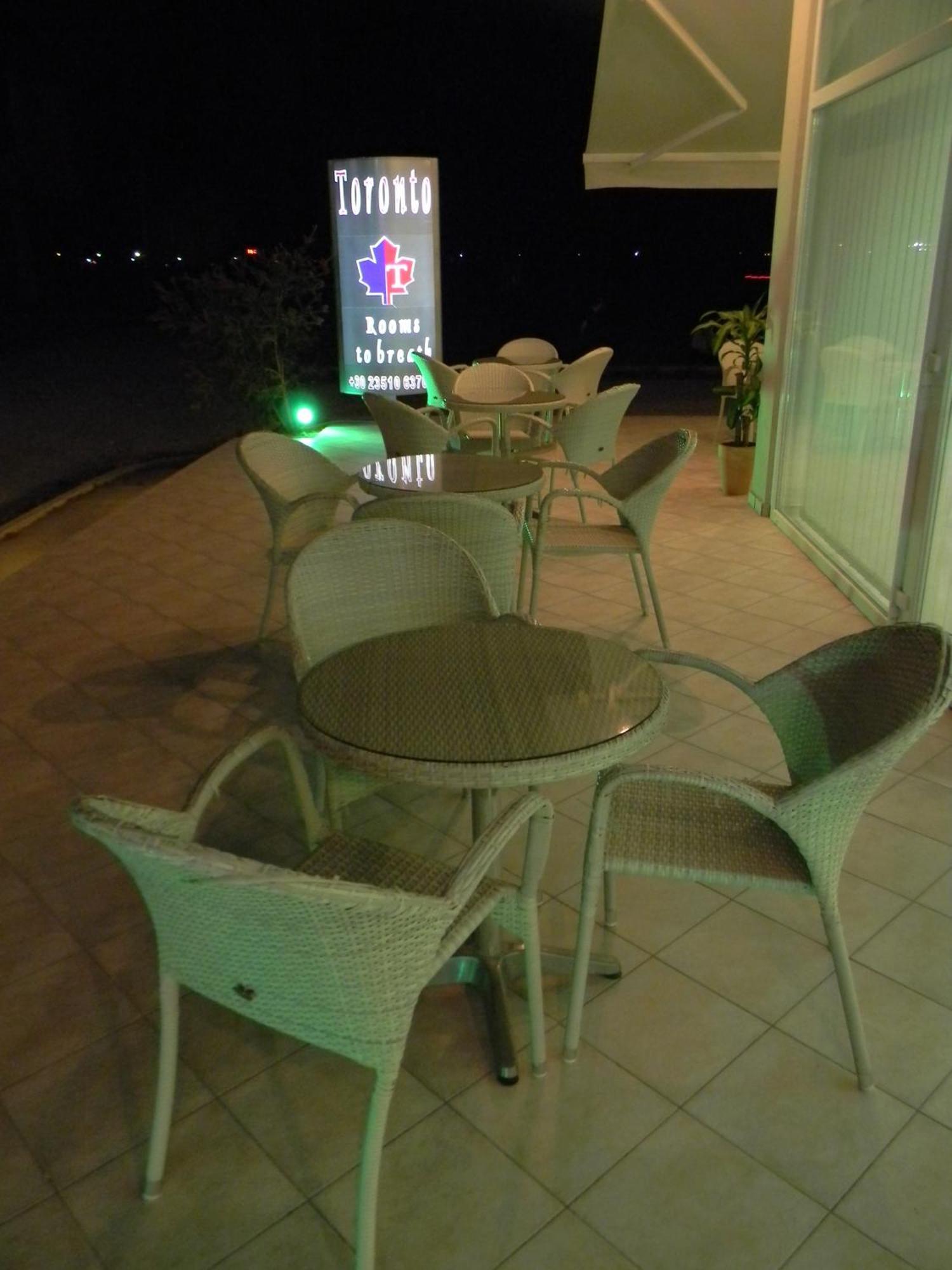 Paralía Hotel Toronto מראה חיצוני תמונה