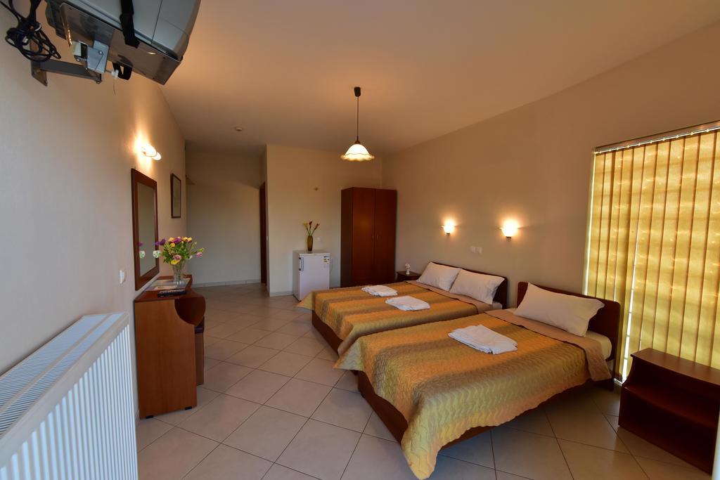 Paralía Hotel Toronto מראה חיצוני תמונה