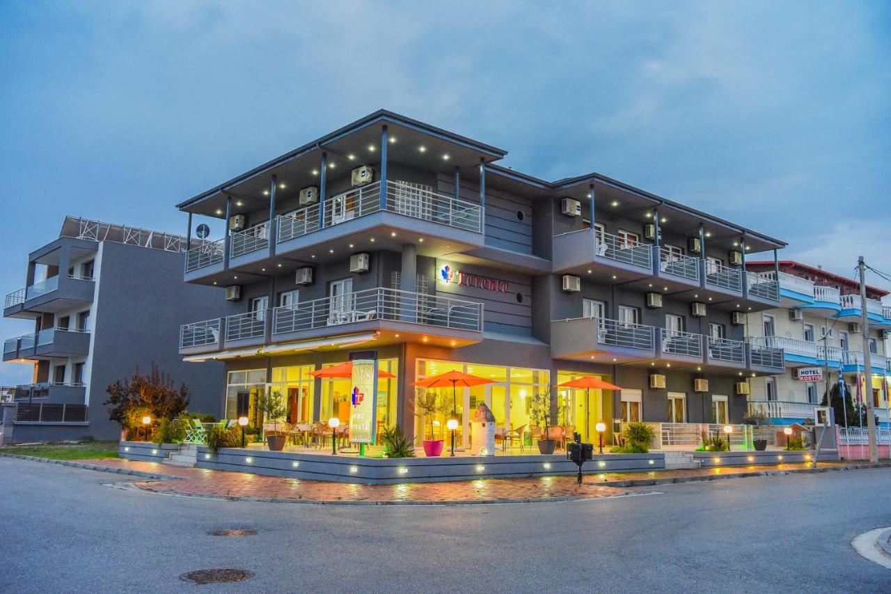 Paralía Hotel Toronto מראה חיצוני תמונה